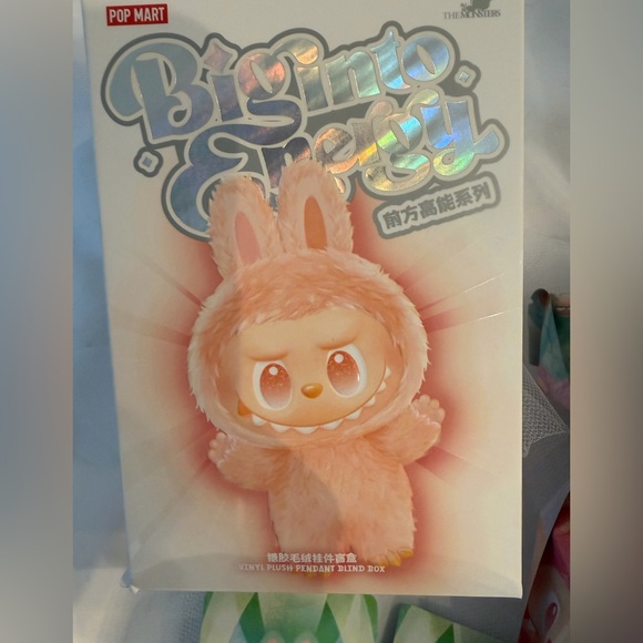 Pop Mart Big Into Energy Labubu - Serenity - Picture 3 of 6